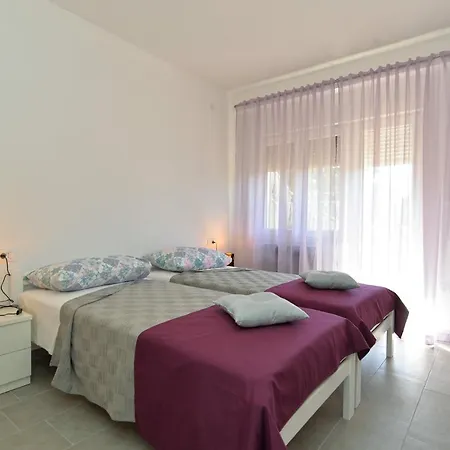 Apartment Nedo 2047 Fazana