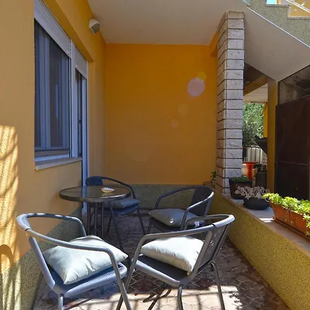 Nedo 2047 Apartment