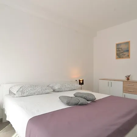 Apartment Nedo 2047 Fazana
