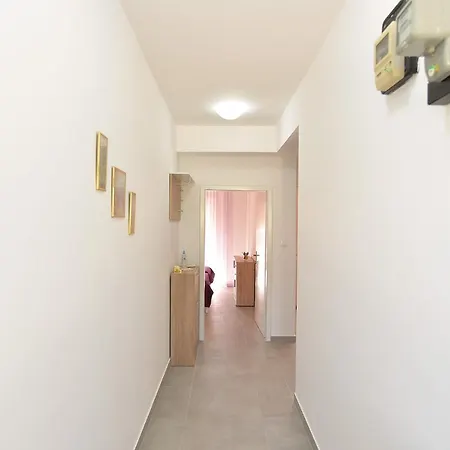 Apartment Nedo 2047 Fazana