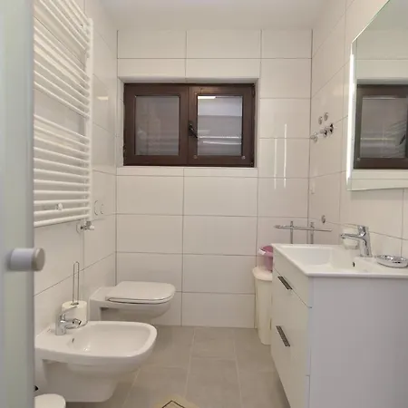 Appartement Nedo 2047 *